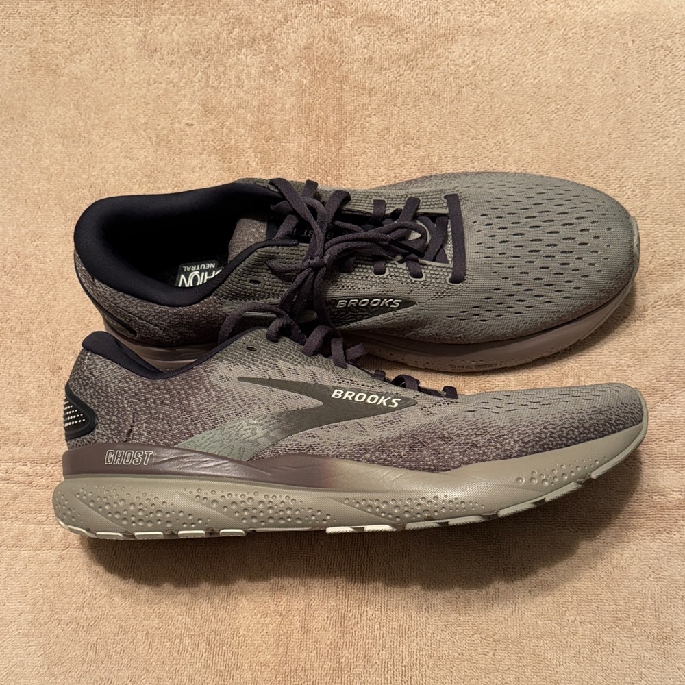 Brooks Charcoal Athletic Sneakers